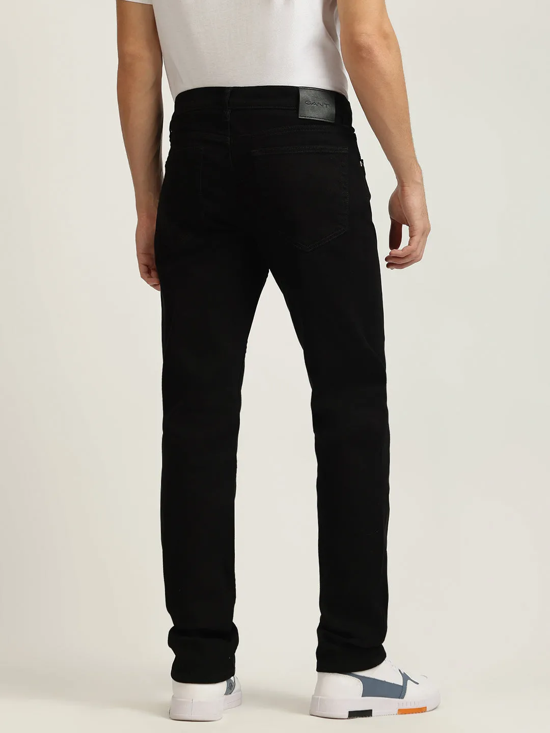 Gant Men Solid Mid-Rise Jeans