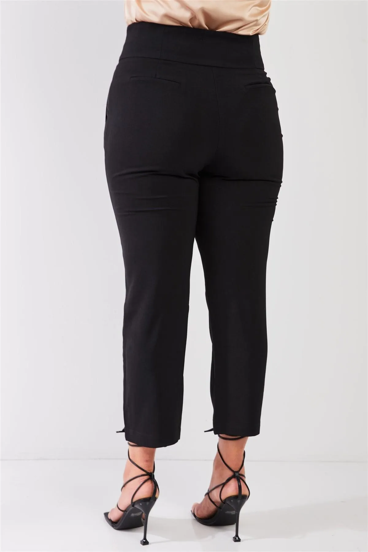 Plus Size Black High-Waisted Classic Pegged Pants