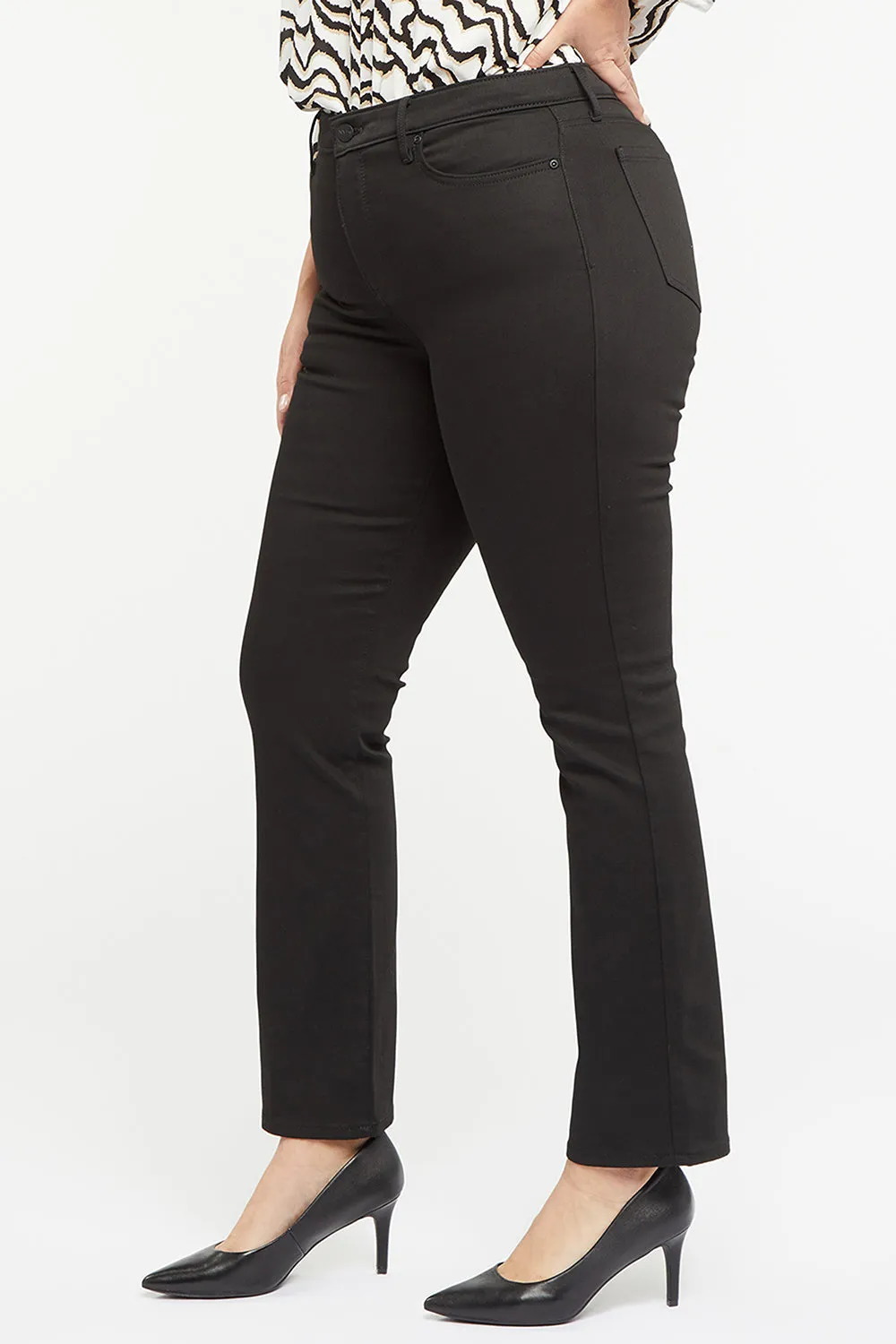 Sheri Slim Jeans In Plus Size - Black Rinse